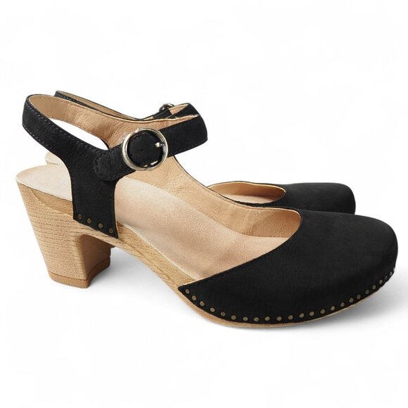 Dansko Black and Tan Women's Sandals - Picture 4 of 13